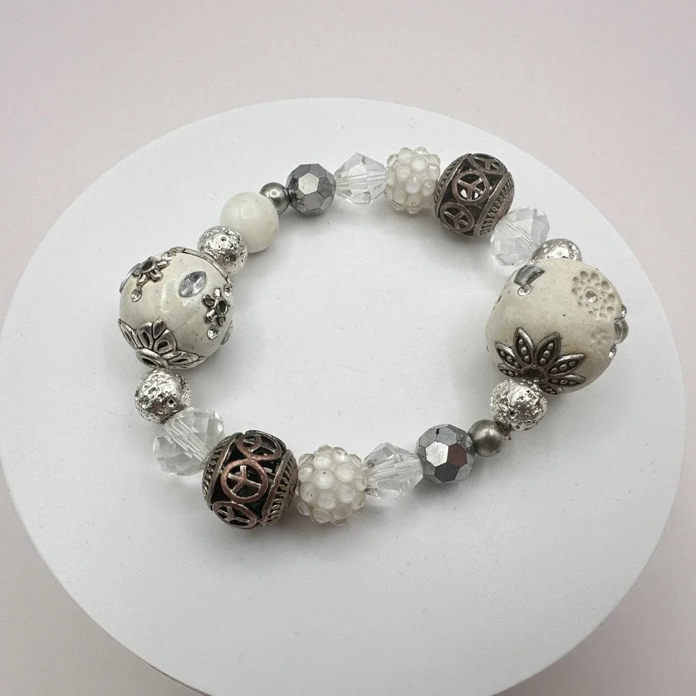 Vintage 90s Y2K Clear Rhinestone Peace Sign Beaded Bracelet Boho Women's Jewelry